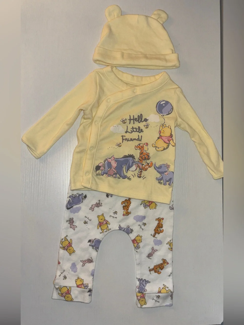 Disney: Yellow Winnie the Pooh Long-Sleeve Top & Pants Set